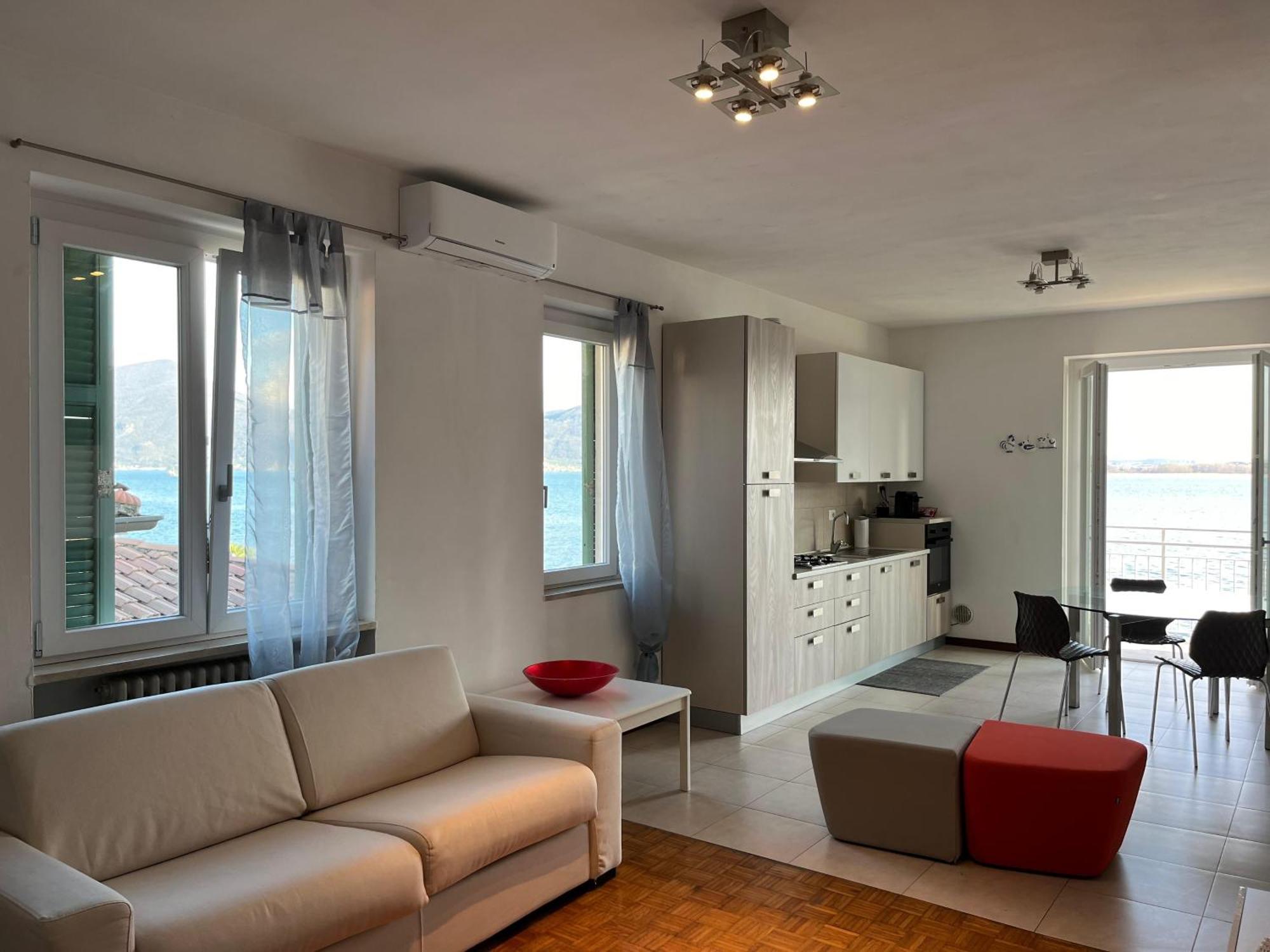 Villa Anastasye Your Lakefront Vacation Rental Predore Exterior foto