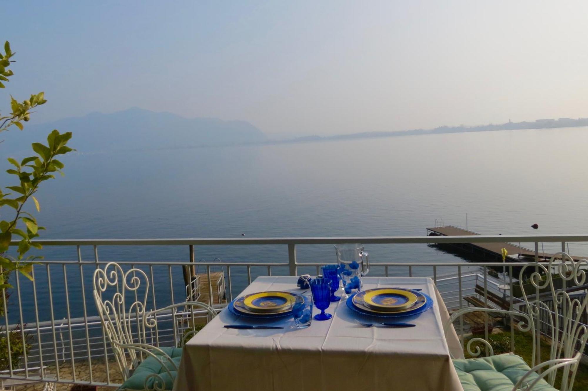 Villa Anastasye Your Lakefront Vacation Rental Predore Exterior foto