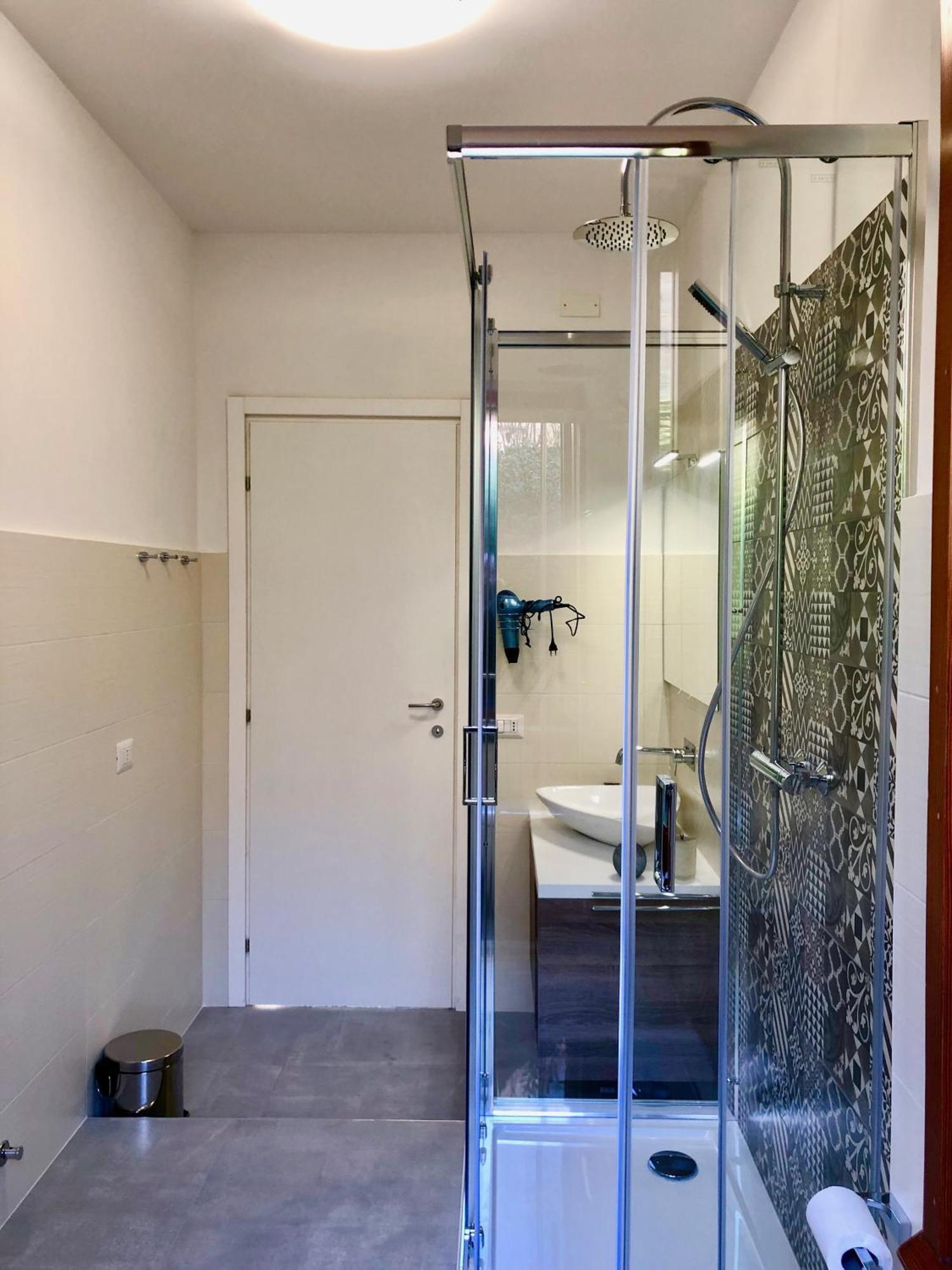 Villa Anastasye Your Lakefront Vacation Rental Predore Exterior foto